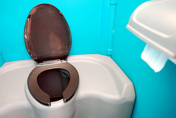Portable Toilet Options We Offer in Five Corners, WA